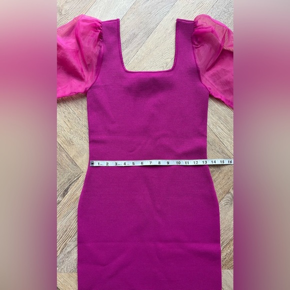 NEW HOUSE OF HARLOW - Bodycon Dress with Sheer Sleeves - Picture 9 of 16